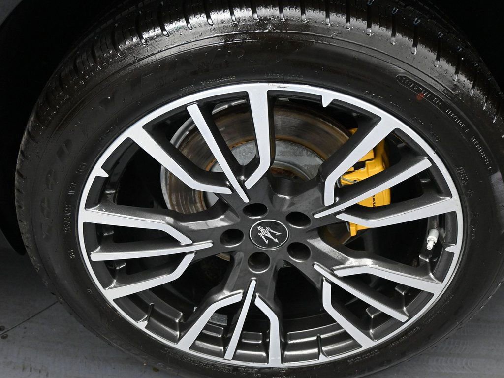 Used 2023 Maserati Grecale Modena image 44