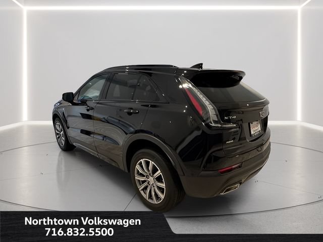 Used 2023 Cadillac XT4 Sport w/ Cold Weather Package AWD/4WD image 3