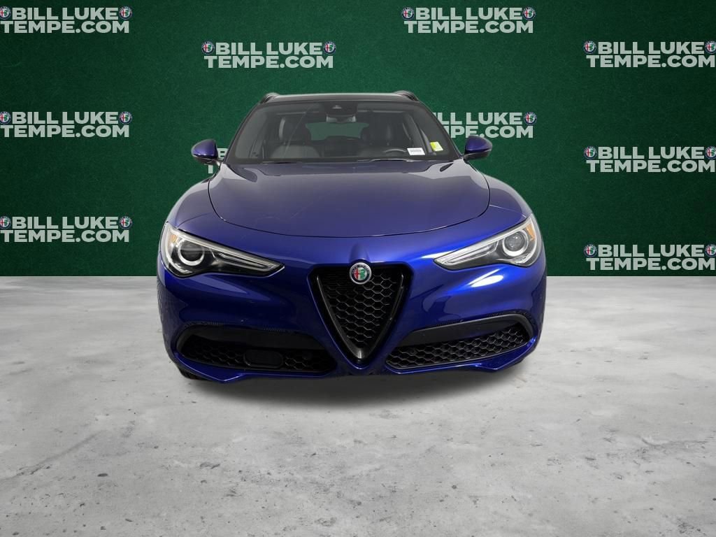 Used 2022 Alfa Romeo Stelvio Sprint RWD image 9
