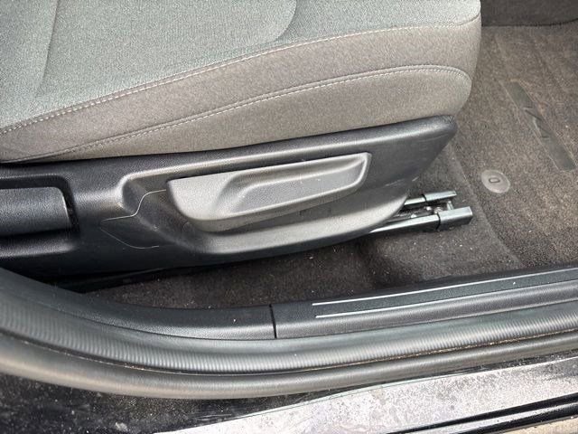 Used 2025 Kia K4 LXS image 37