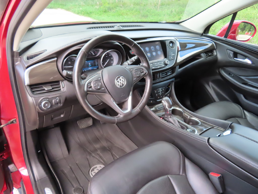 Used 2020 Buick Envision Essence w/ LPO, Active Package AWD/4WD image 24