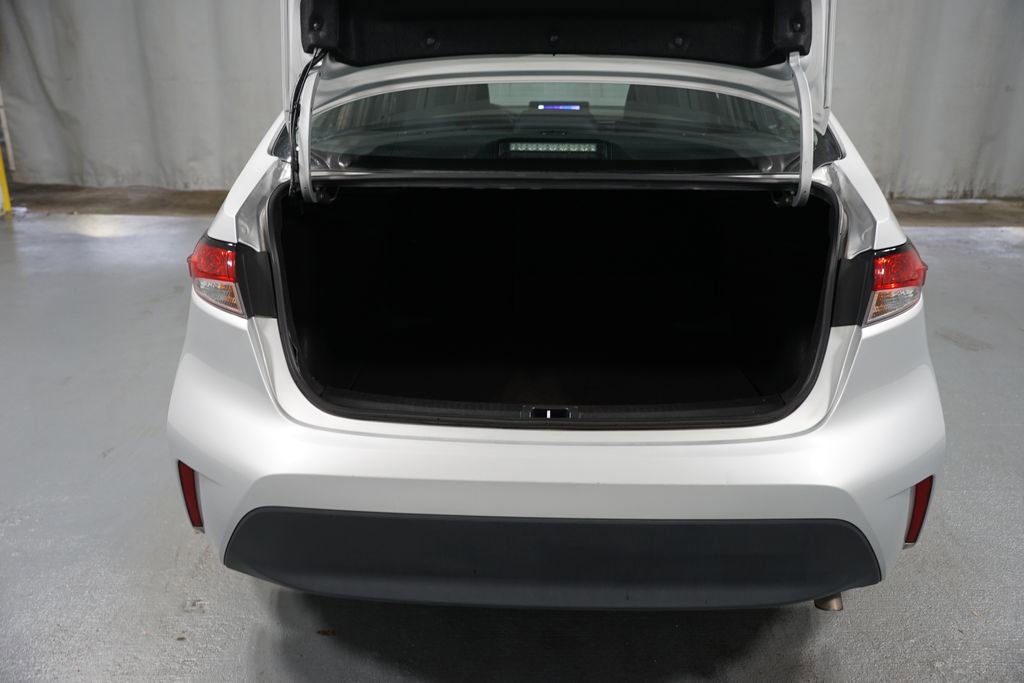 Certified 2024 Toyota Corolla LE image 32