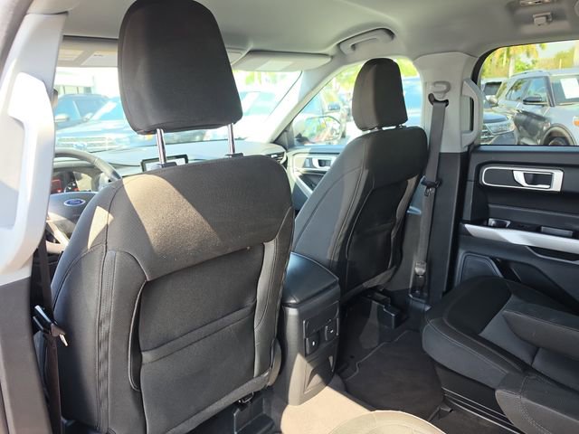 Used 2024 Ford Explorer XLT image 11