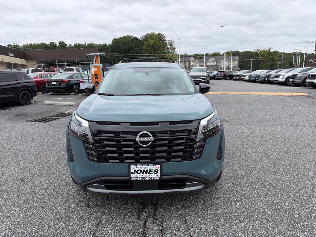 New 2026 Nissan Pathfinder SL w/ SL Premium Package AWD/4WD image 3