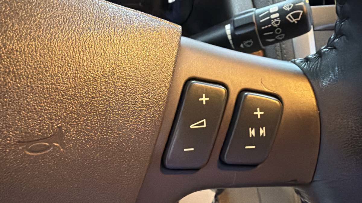 Used 2007 Cadillac SRX RWD image 17