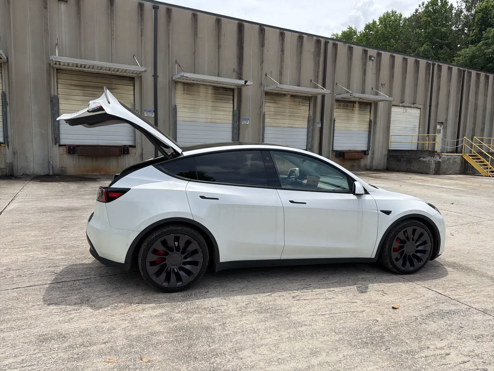 Used 2021 Tesla Model Y Performance AWD/4WD image 13