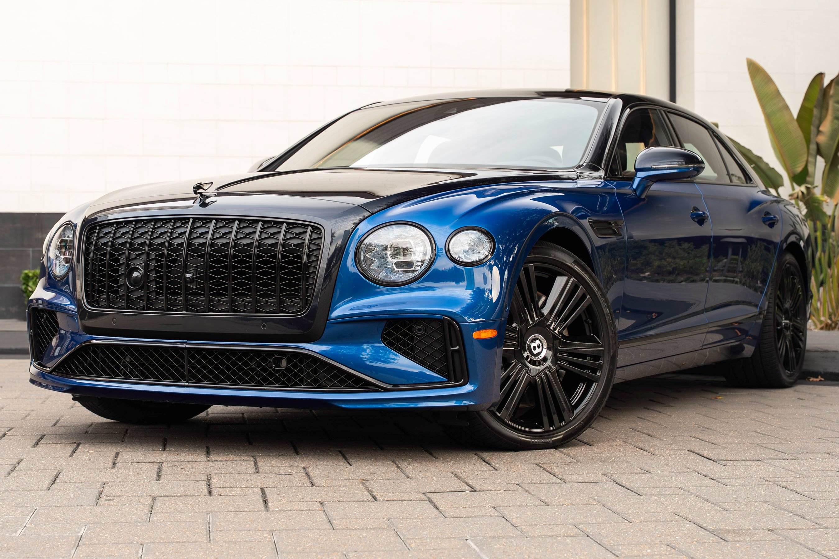 Certified 2026 Bentley Flying Spur Plug-In Hybrid AWD/4WD image 64
