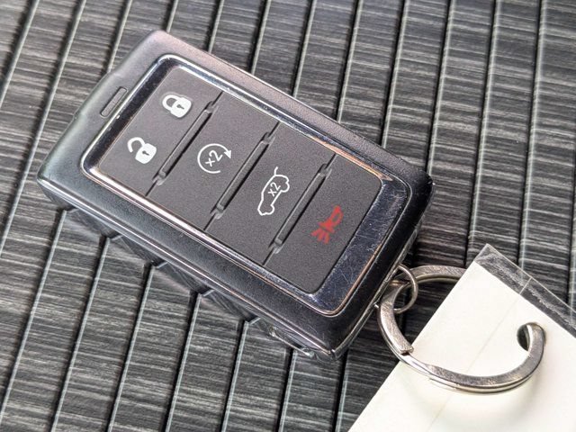 Used 2024 Jeep Wagoneer Series II w/ Flexible Seating Group RWD image 28