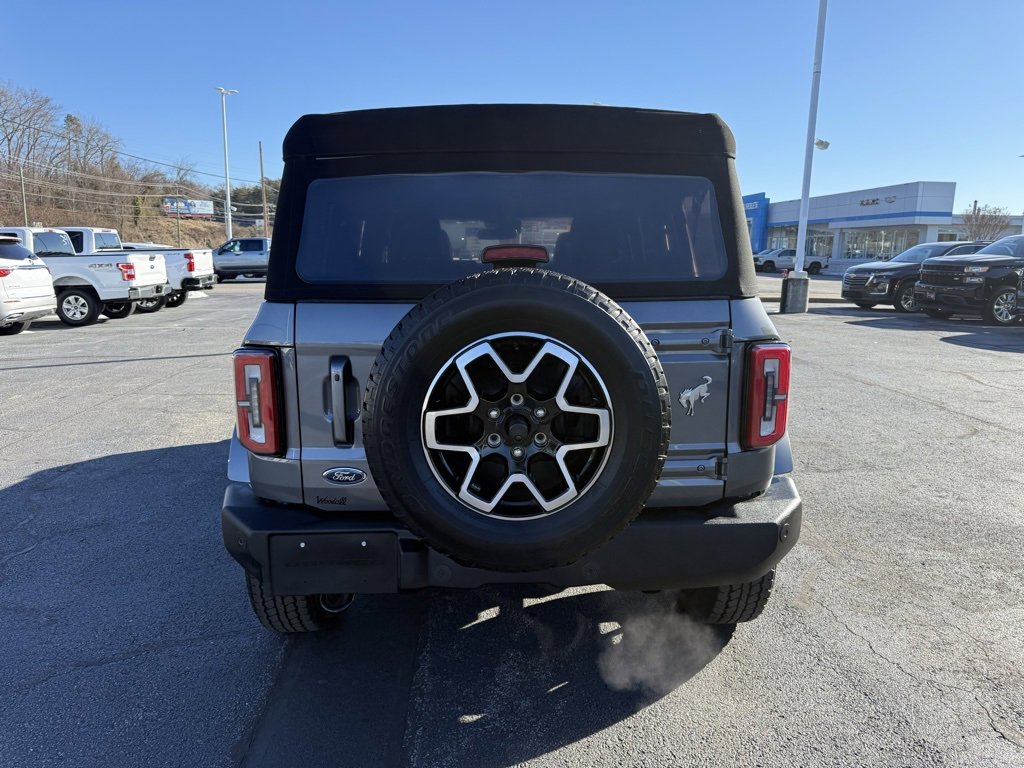 Used 2023 Ford Bronco Outer Banks image 6