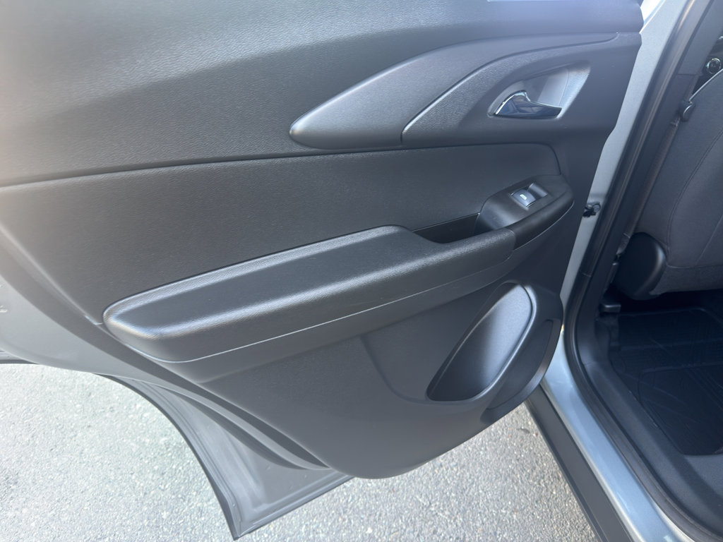 Used 2023 Chevrolet TrailBlazer LT w/ Convenience Package image 7