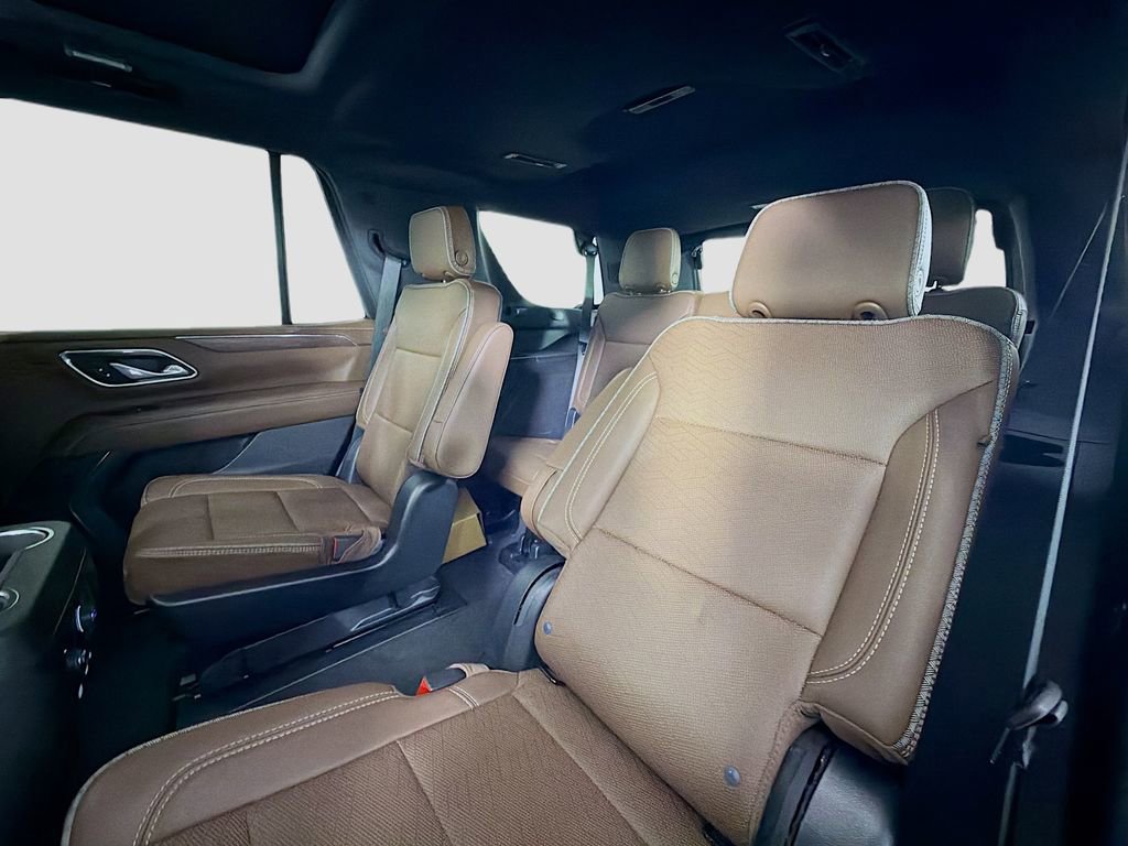 Used 2023 Chevrolet Tahoe High Country AWD/4WD image 26