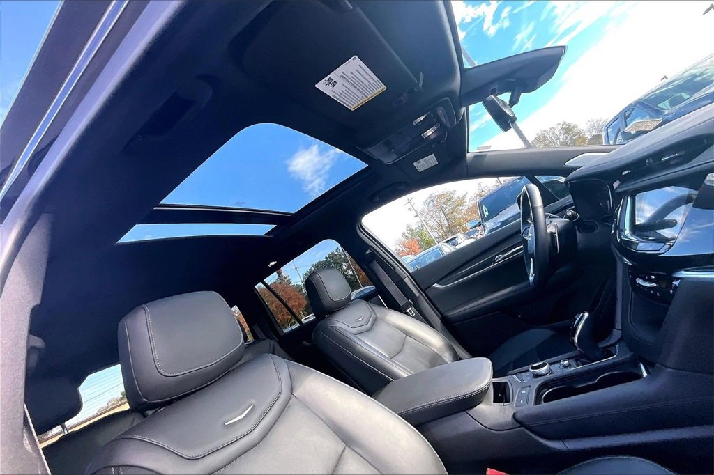 Certified 2022 Cadillac XT6 Sport w/ Technology Package image 27