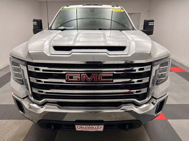 Used 2022 GMC Sierra 2500 SLE w/ SLE Value Package; AWD/4WD image 2