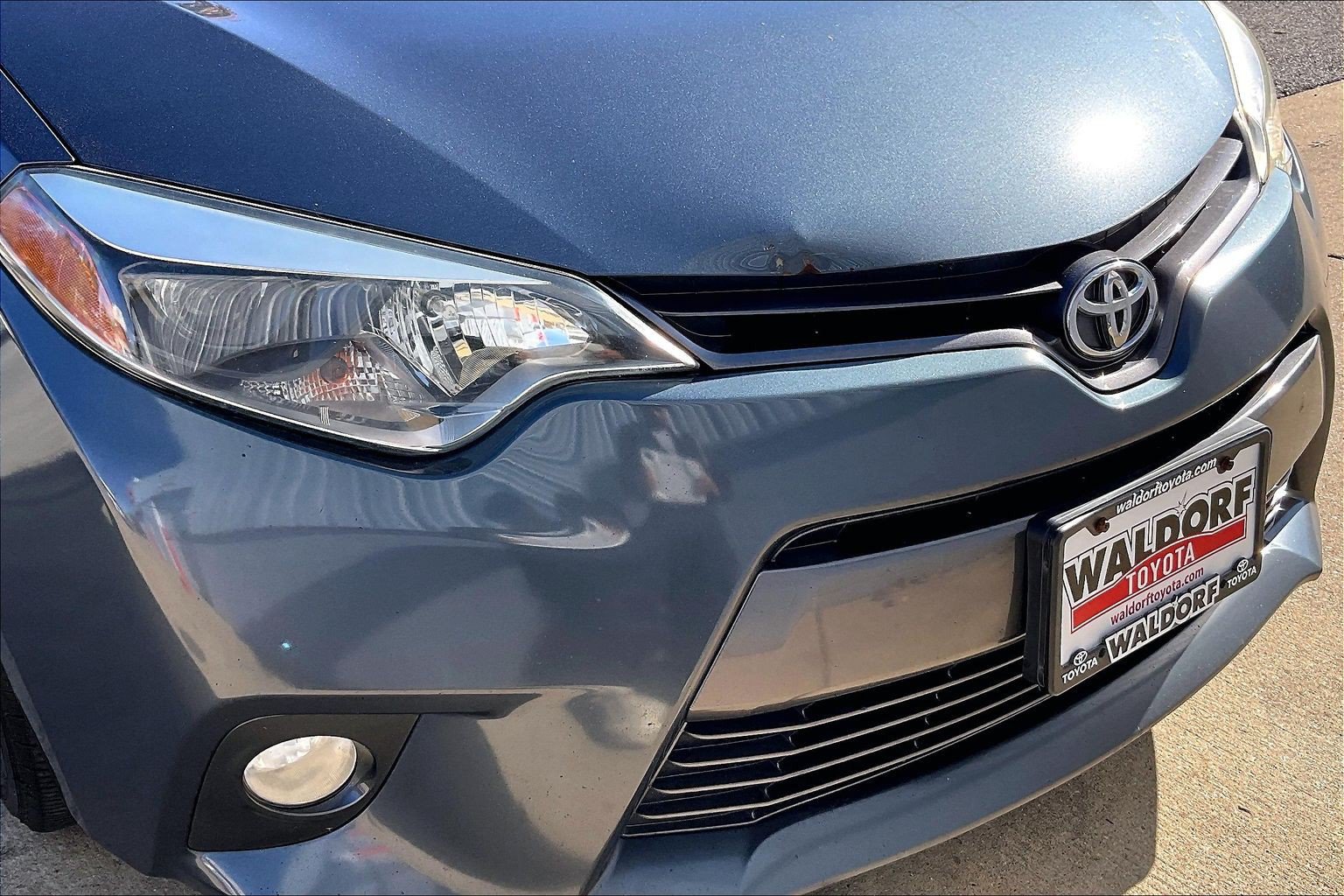 Used 2015 Toyota Corolla LE FWD image 35