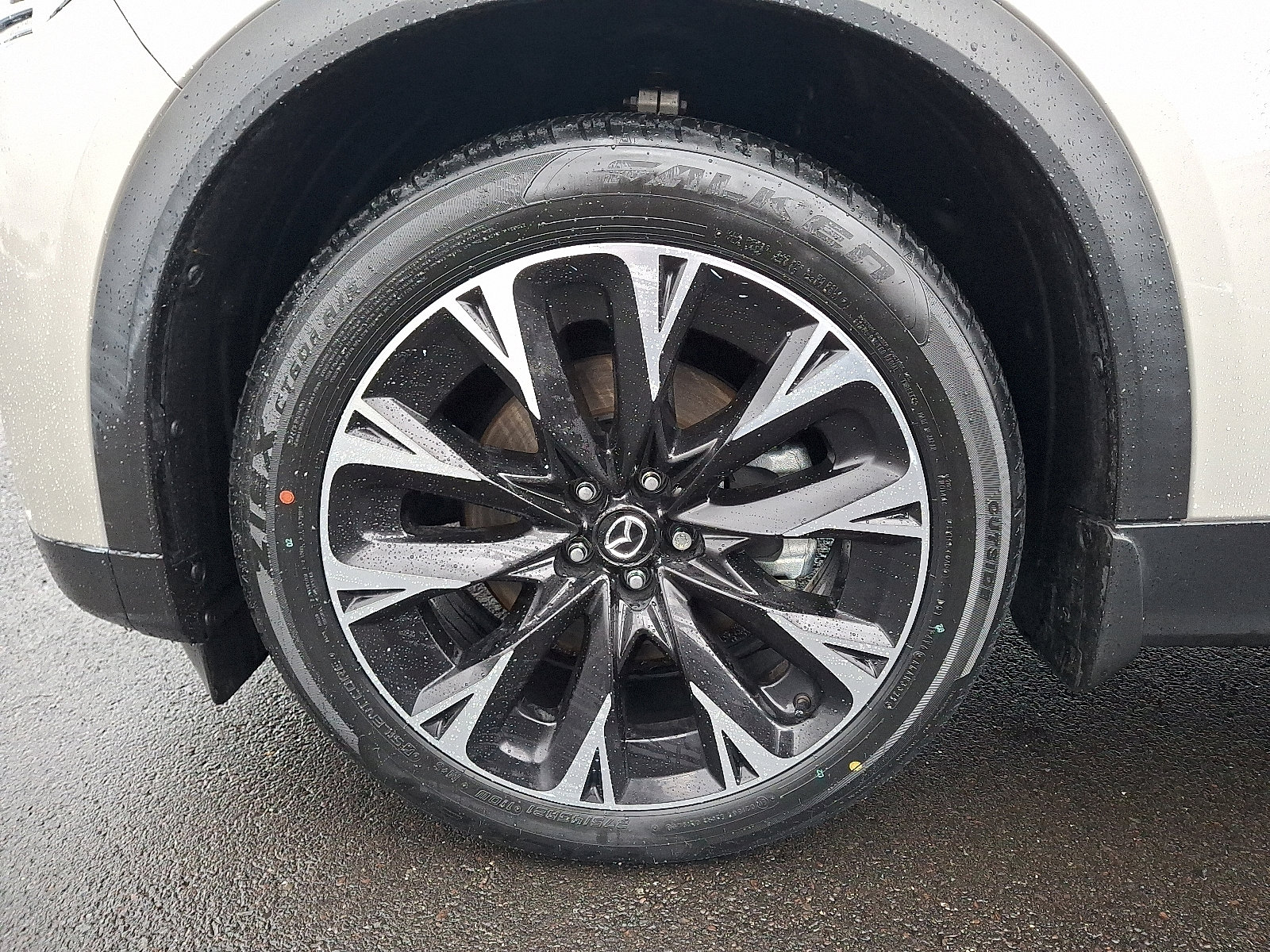 Certified 2024 MAZDA CX-90 Plug-In Hybrid w/ Premium Pkg image 10