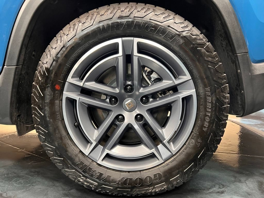 Used 2025 Rivian R1T Adventure Dual AWD/4WD image 25