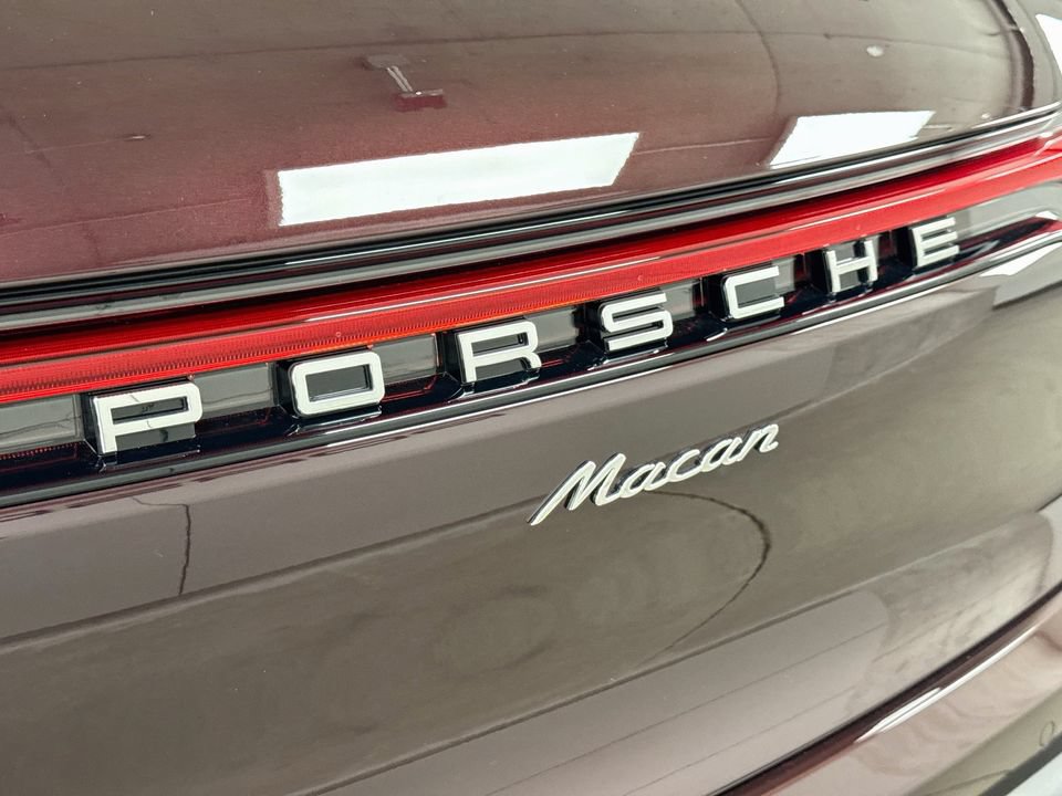 New 2026 Porsche Macan AWD/4WD image 34