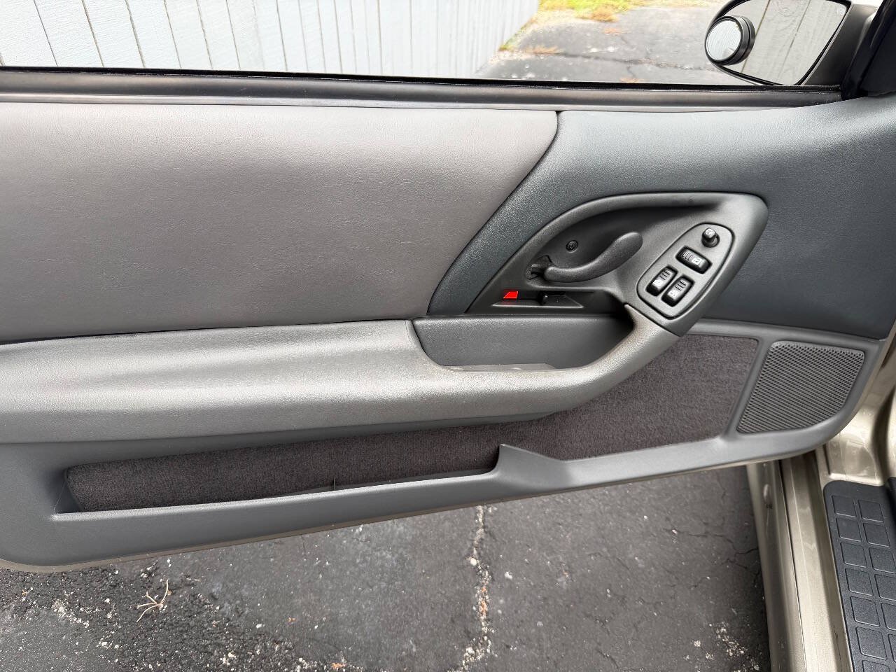 Used 1999 Chevrolet Camaro LT w/ Preferred Equipment Group 2 RWD image 5