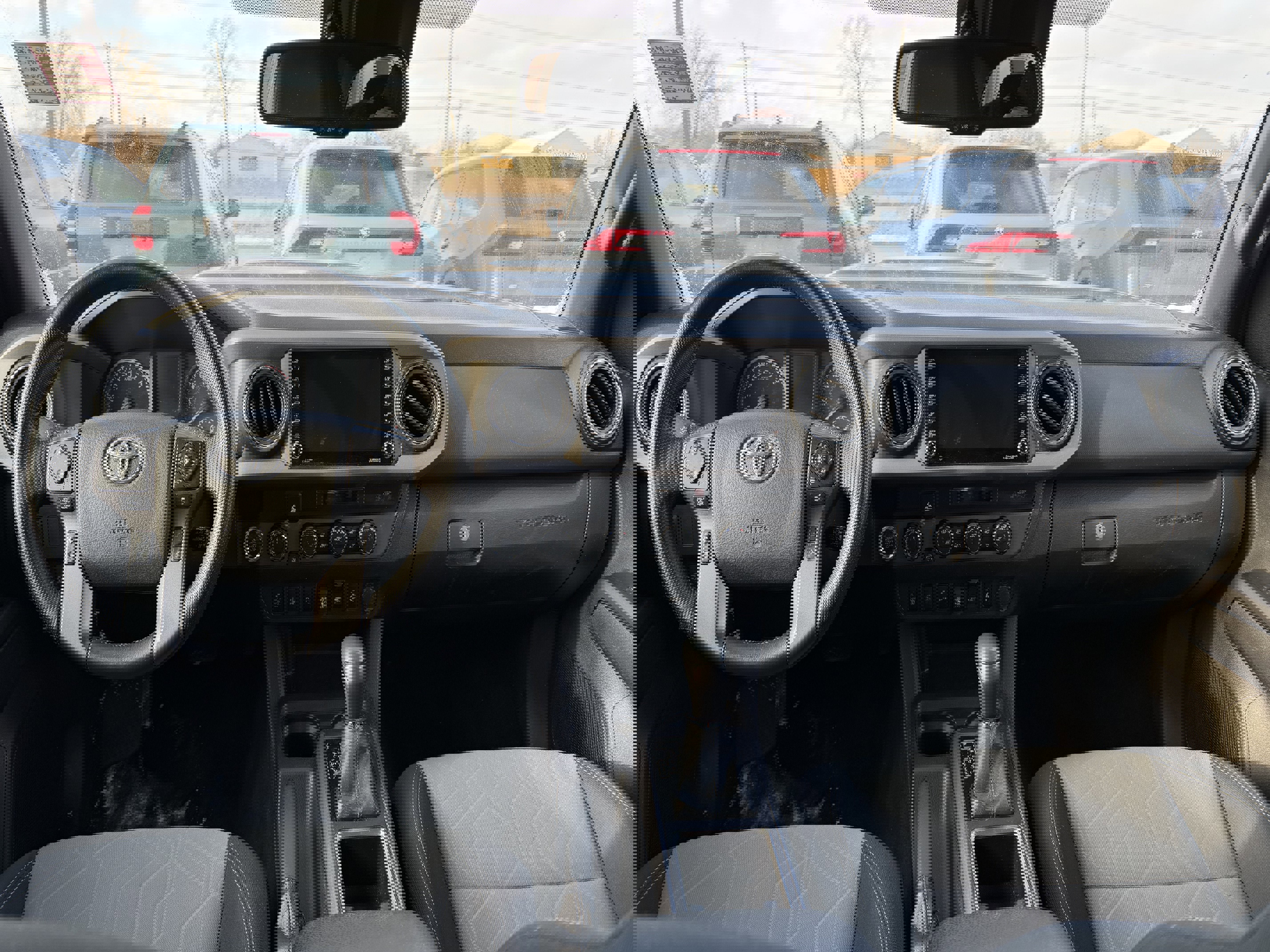 Used 2022 Toyota Tacoma TRD Sport w/ Technology Package image 12