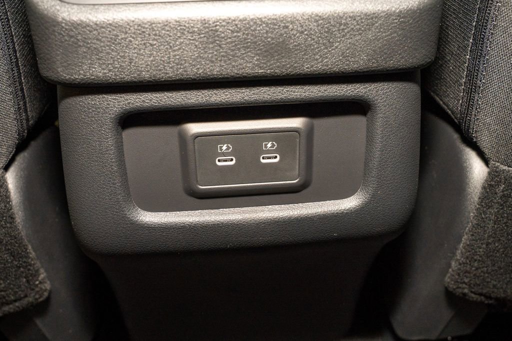 New 2026 Nissan Pathfinder SV image 9