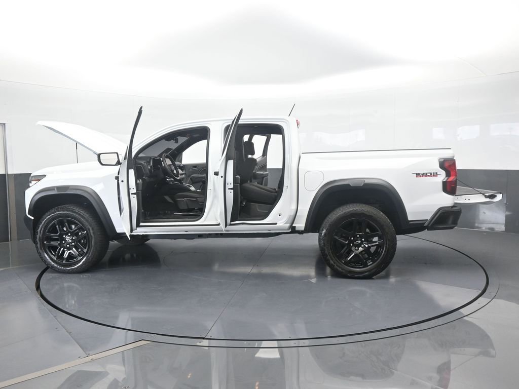 Used 2024 Chevrolet Colorado Trail Boss image 71