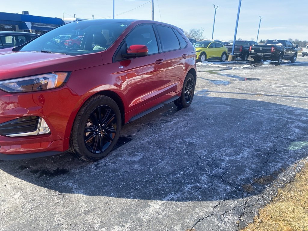 Used 2022 Ford Edge ST-Line image 5