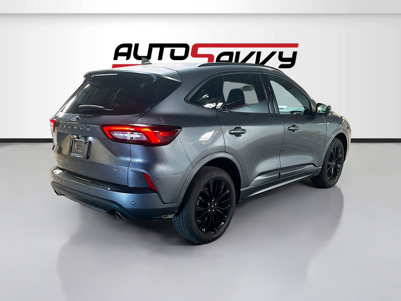 Used 2024 Ford Escape ST-Line Elite AWD/4WD image 7
