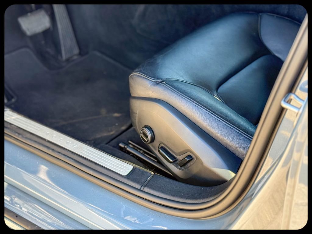 Used 2024 Volvo S60 B5 Core image 16