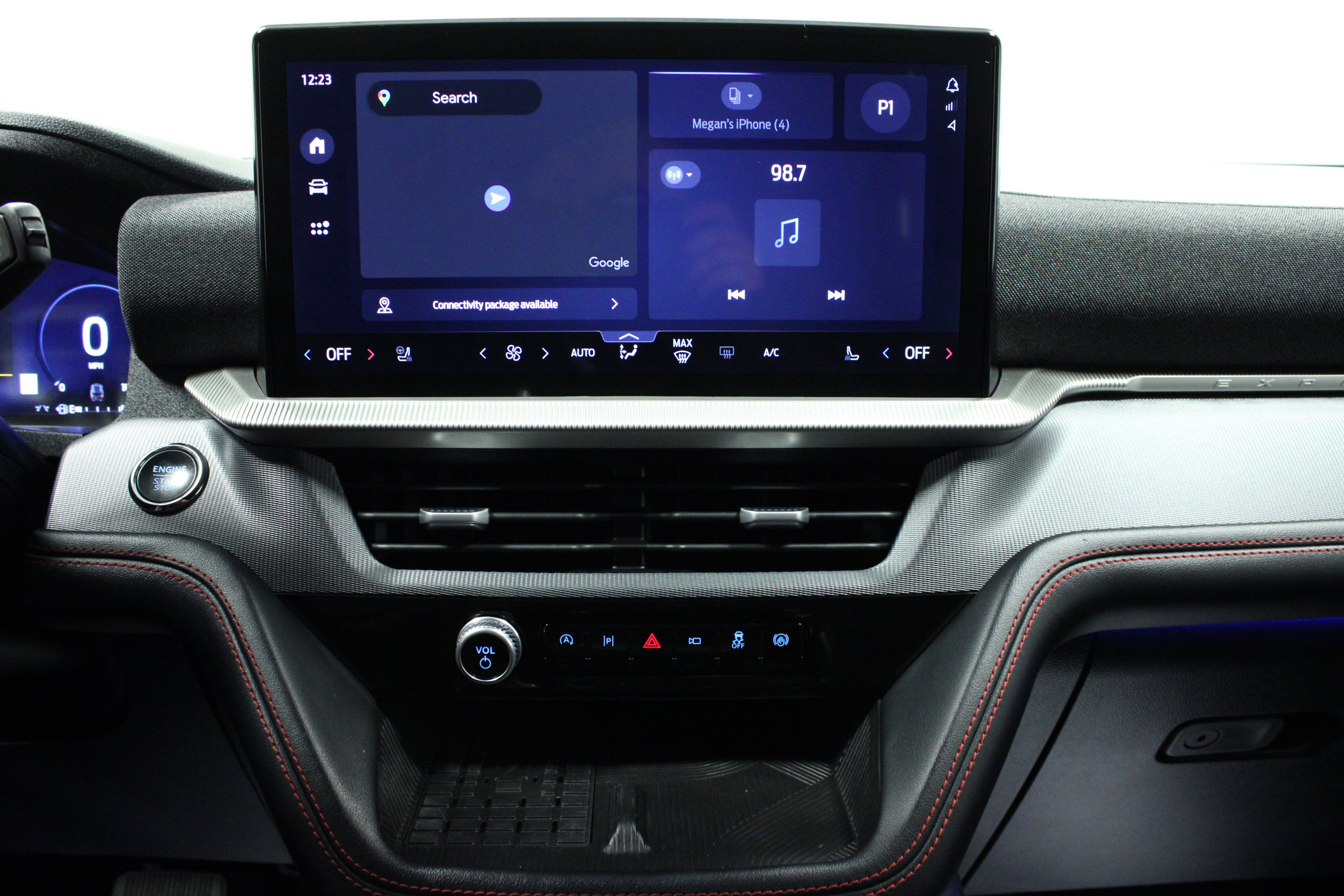 Used 2025 Ford Explorer ST image 23