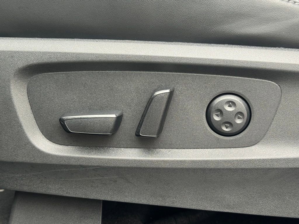 Used 2024 INFINITI QX60 Luxe image 12