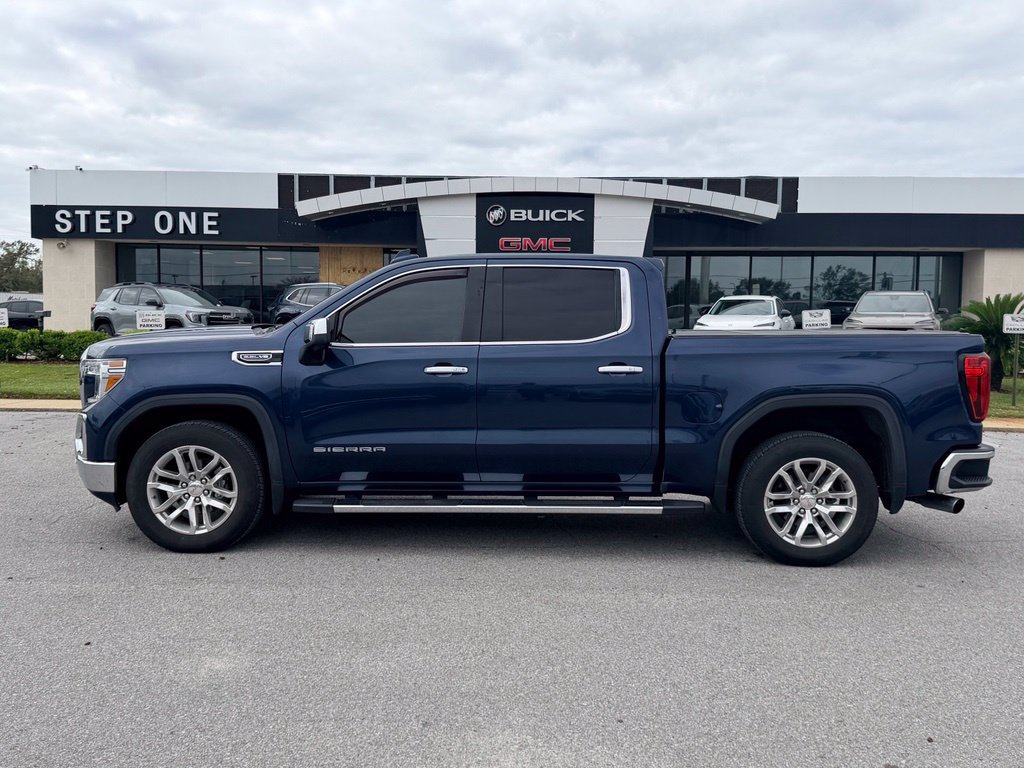 Used 2021 GMC Sierra 1500 SLT w/ SLT Premium Plus Package RWD image 3