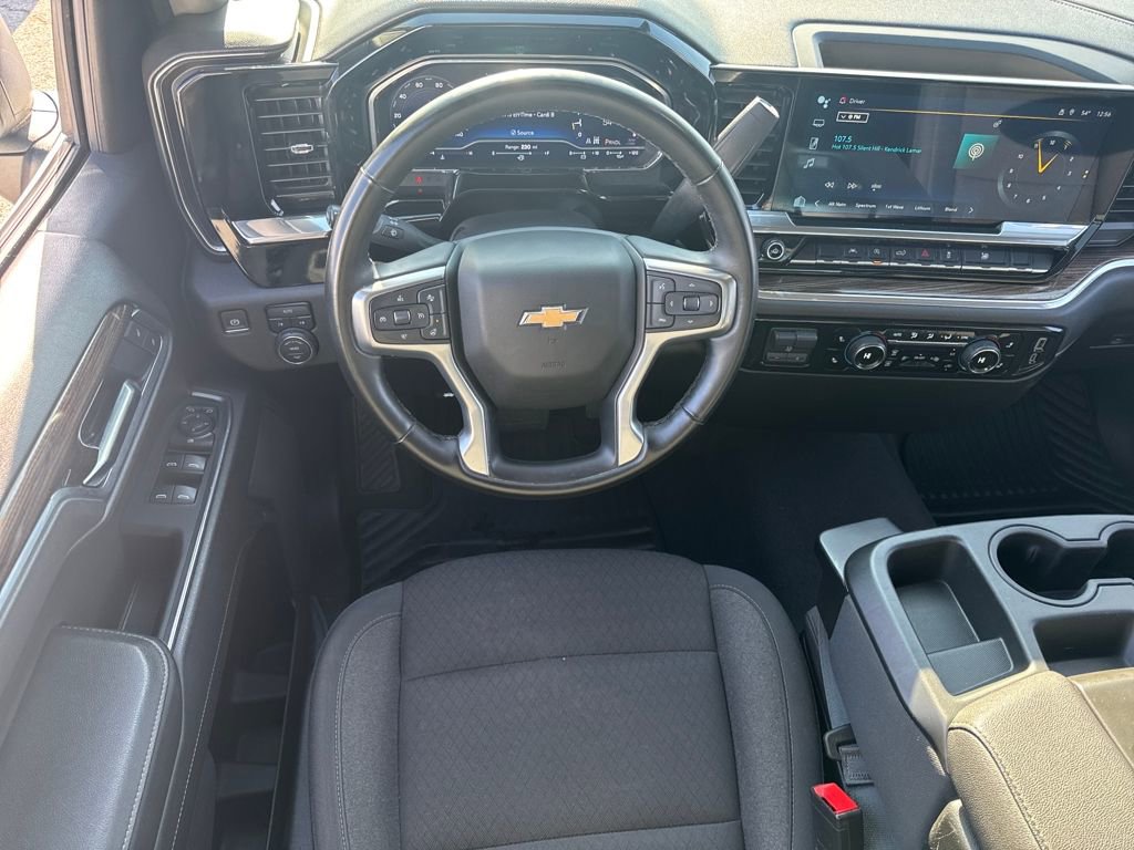 Used 2025 Chevrolet Silverado 1500 LT image 23