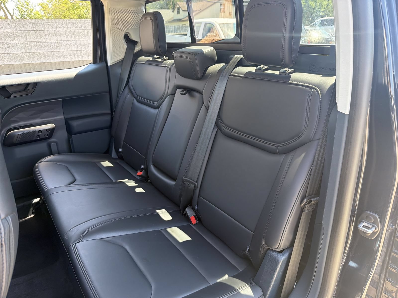 Used 2023 Ford Maverick Lariat w/ Lariat Luxury Package FWD image 22