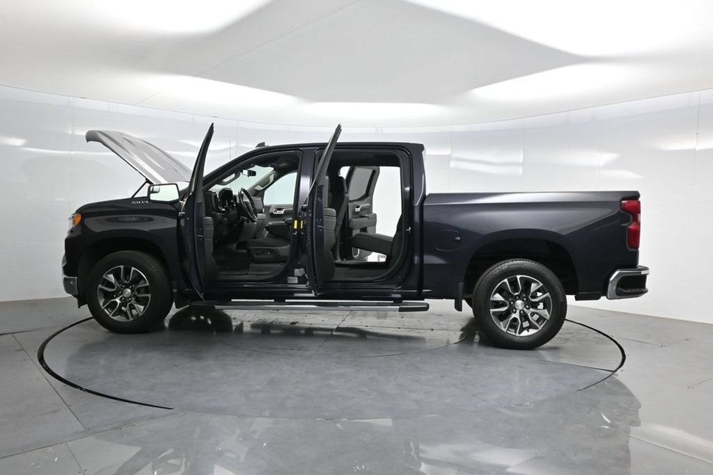 Used 2022 Chevrolet Silverado 1500 LT RWD image 48