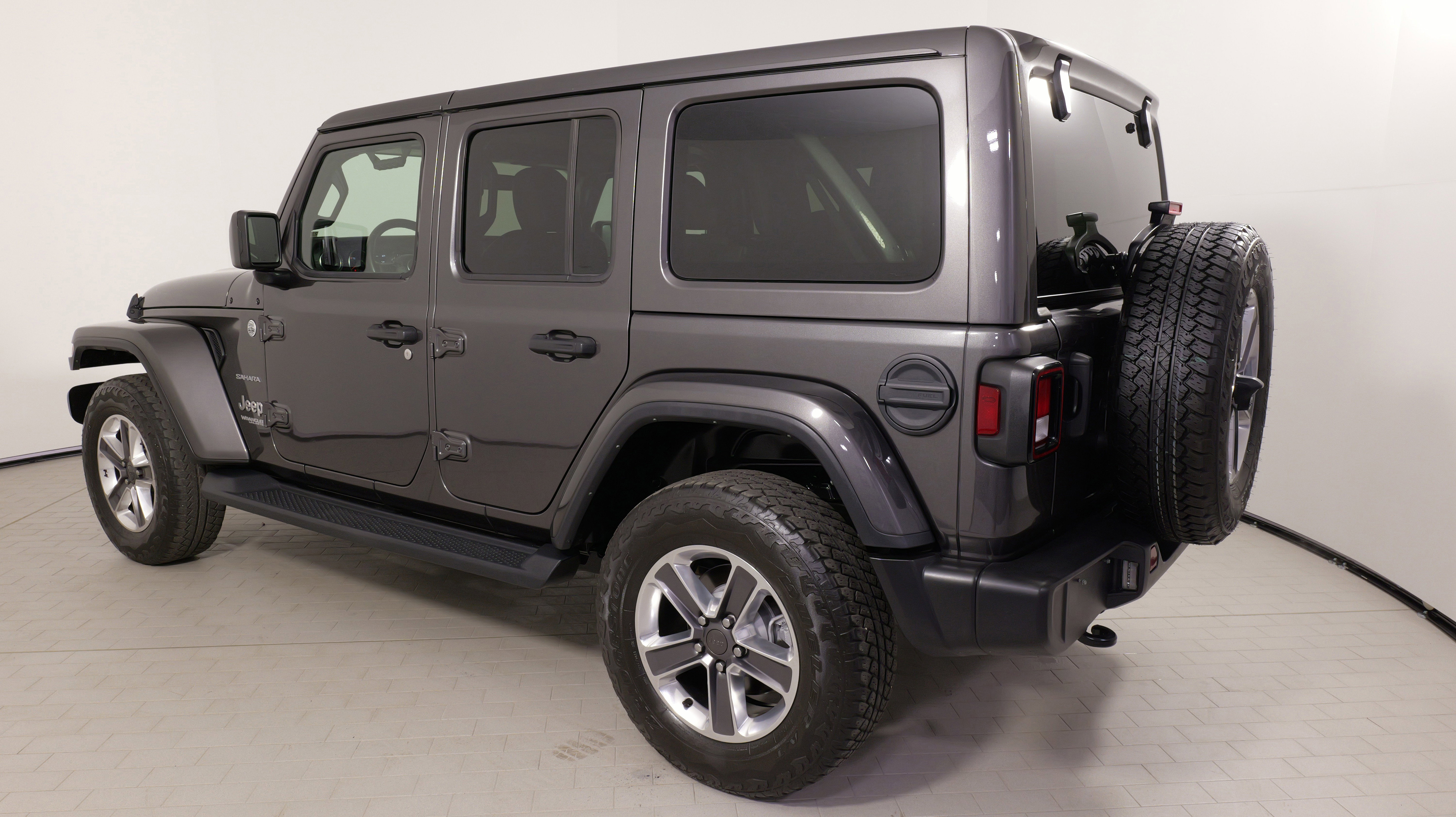 Used 2021 Jeep Wrangler Unlimited Sahara image 14