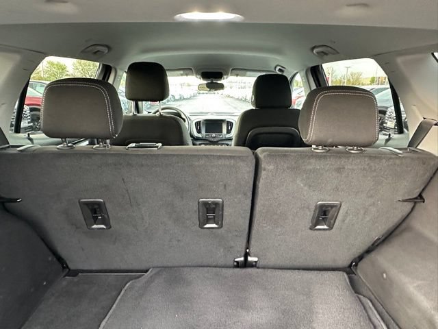 Used 2024 GMC Terrain SLE AWD/4WD image 20