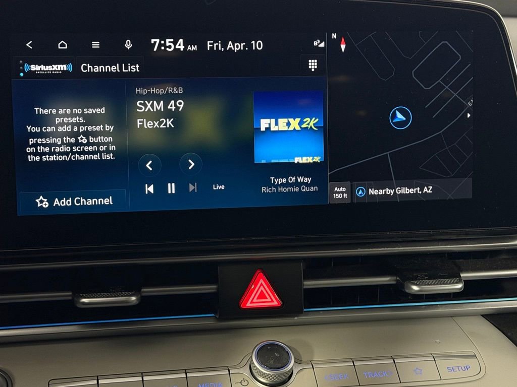 Used 2024 Hyundai Elantra Limited image 18