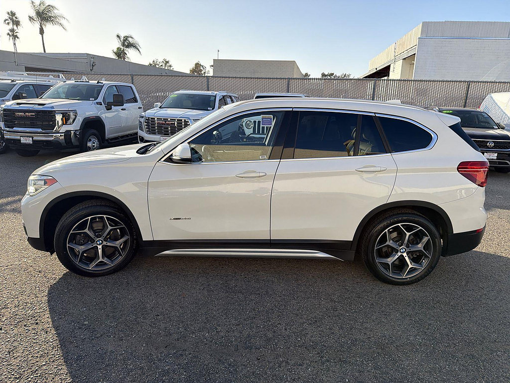 Used 2017 BMW X1 xDrive28i AWD/4WD image 1