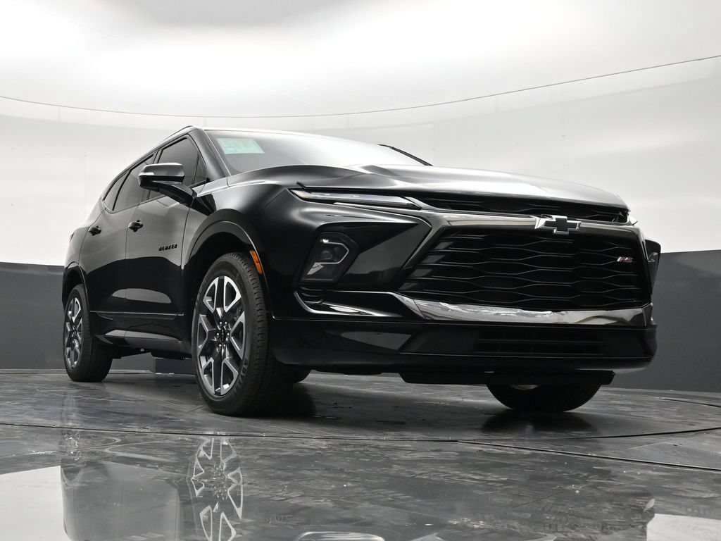 Used 2023 Chevrolet Blazer RS w/ Enhanced Convenience Package FWD image 27
