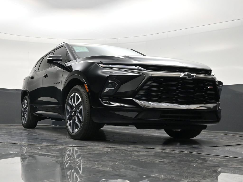 Used 2023 Chevrolet Blazer RS w/ Enhanced Convenience Package FWD image 27