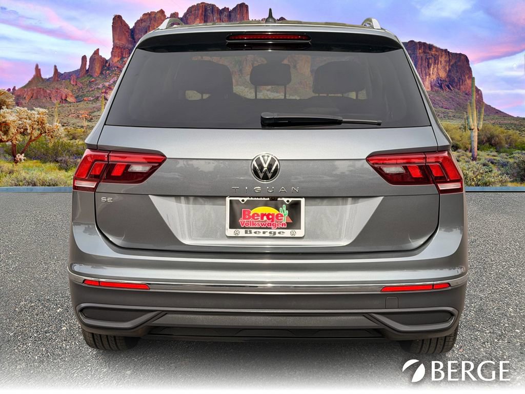 Used 2022 Volkswagen Tiguan SE image 6