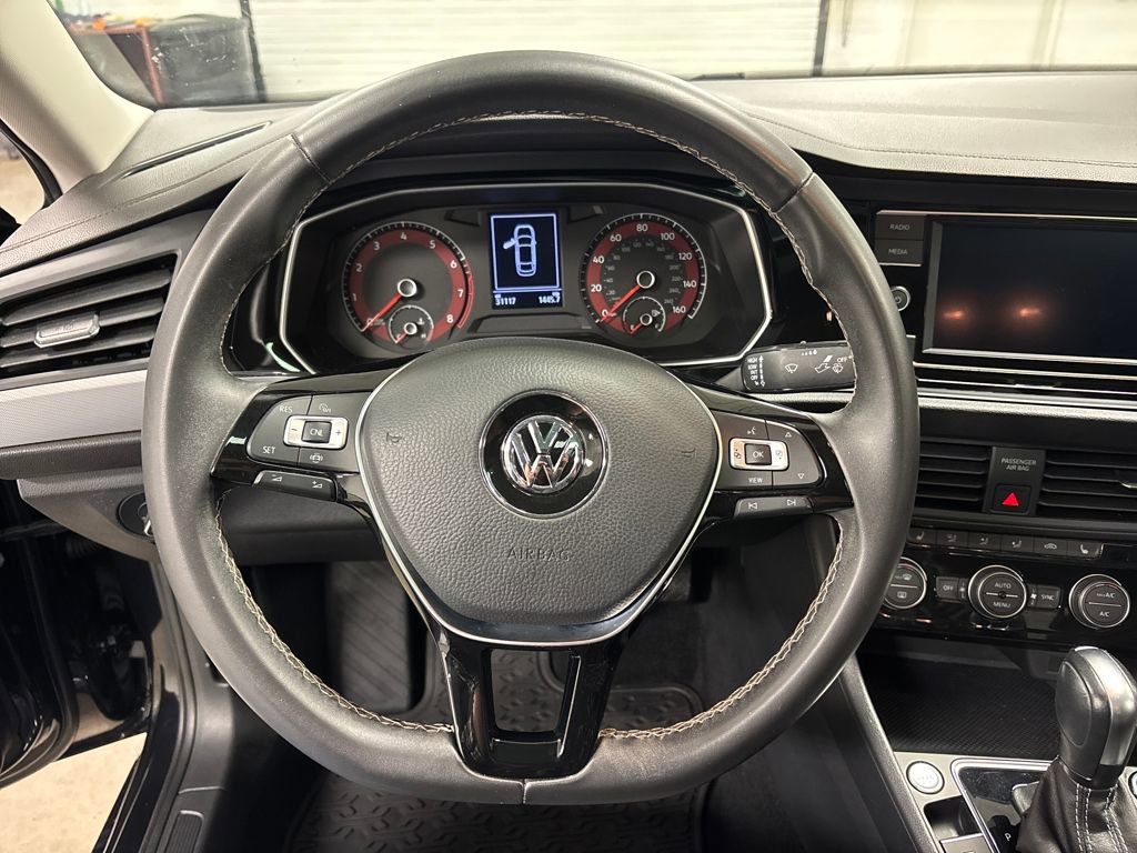 Used 2021 Volkswagen Jetta SE image 28
