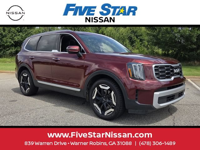 Used 2023 Kia Telluride S w/ S Sunroof Package