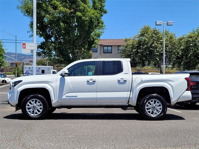 Certified 2024 Toyota Tacoma SR5 image 9