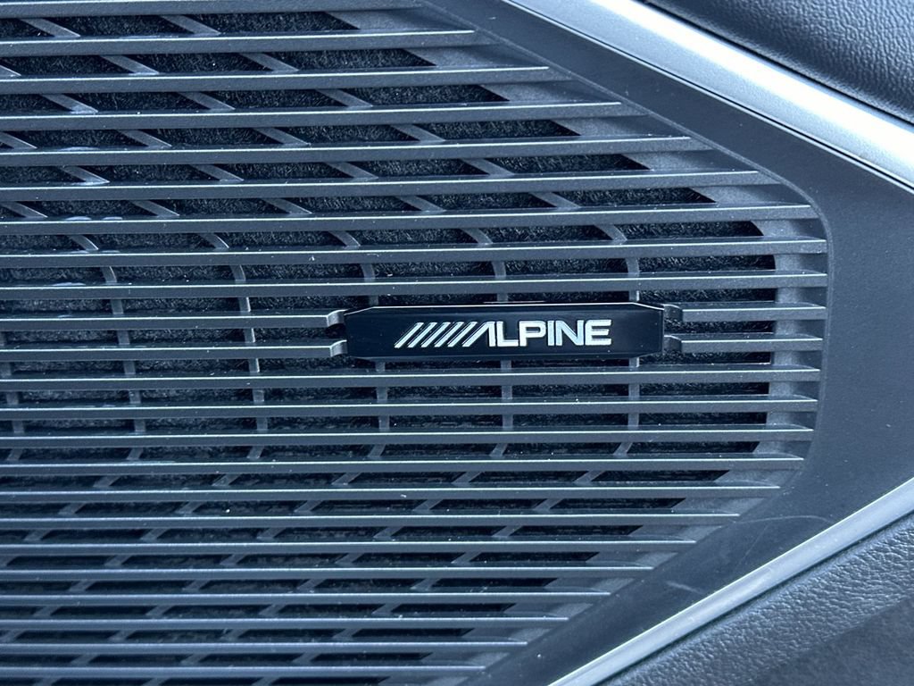 Used 2025 Jeep Wagoneer 4WD image 24