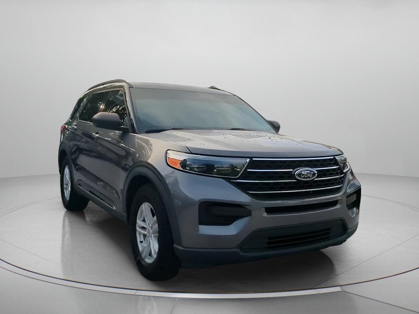 Certified 2021 Ford Explorer XLT RWD image 4