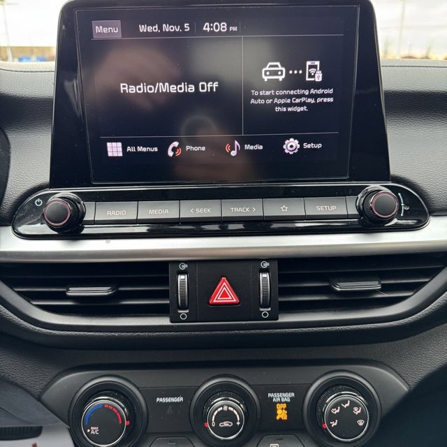 Used 2024 Kia Forte LXS image 17