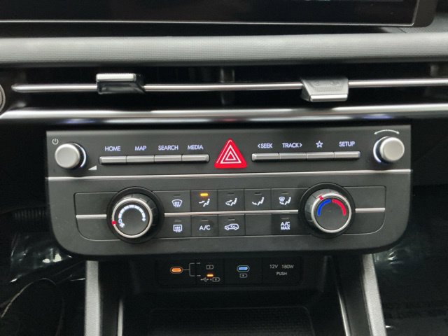 Used 2025 Hyundai Tucson SE FWD image 24