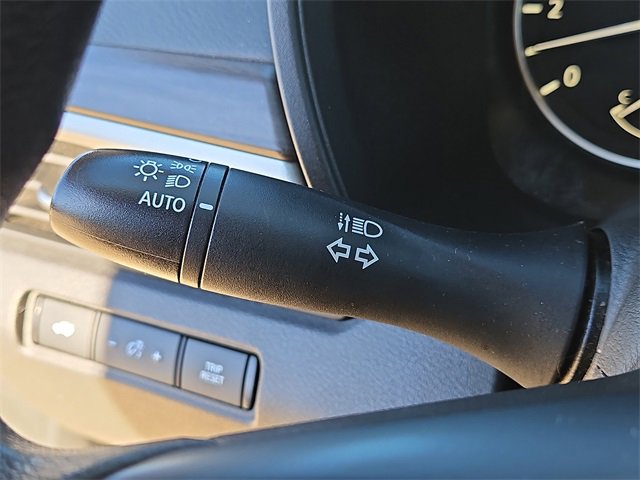 Used 2024 Nissan Altima 2.5 SV image 23