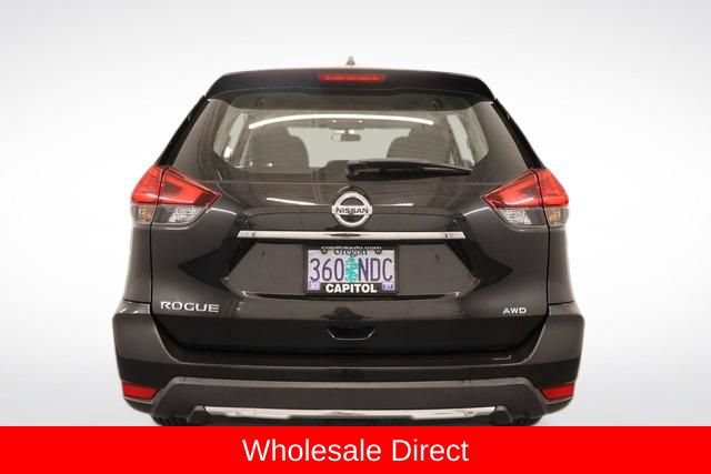 Used 2017 Nissan Rogue S AWD/4WD image 3
